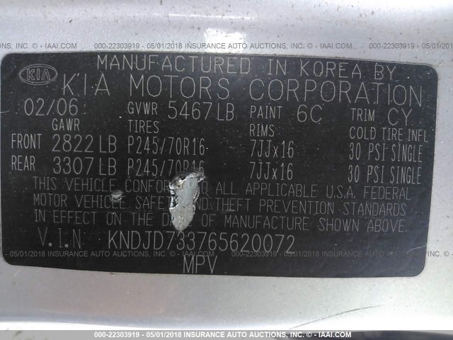 KNDJD733765620072 - 2006 KIA SORENTO EX/LX SILVER photo 9