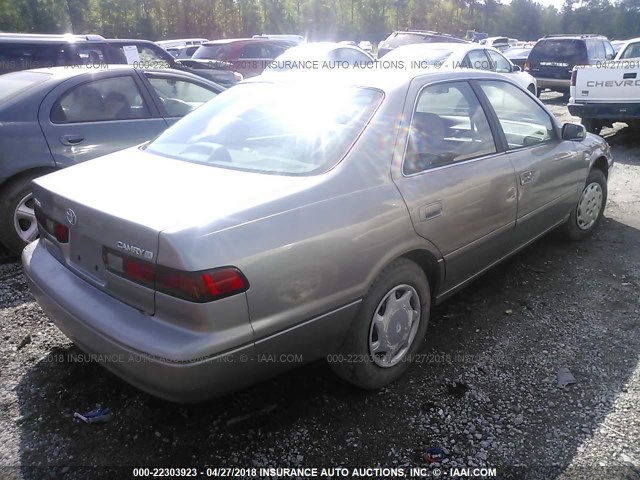 4T1BG22K6WU316434 - 1998 TOYOTA CAMRY CE/LE/XLE GRAY photo 4