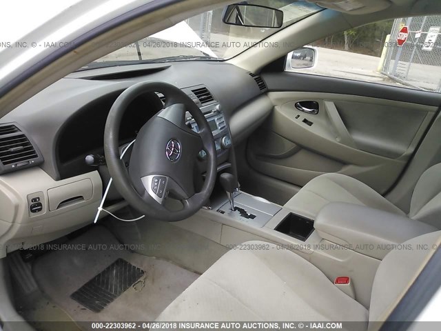 4T1BE46K48U734263 - 2008 TOYOTA CAMRY CE/LE/XLE/SE WHITE photo 5