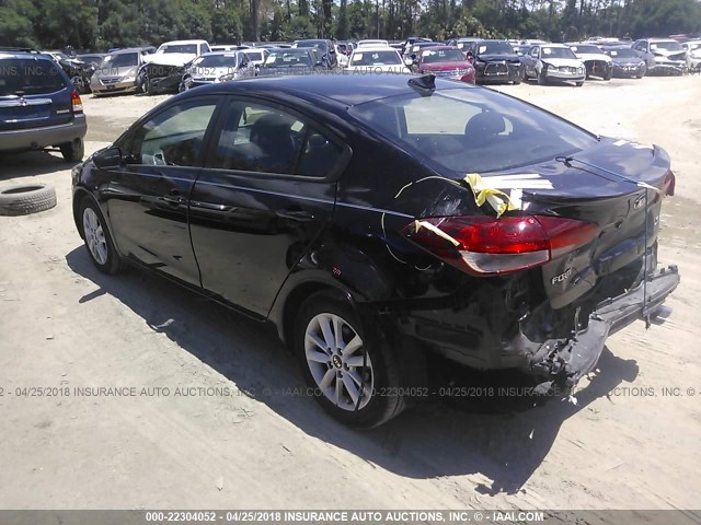 3KPFL4A76HE034869 - 2017 KIA FORTE LX/S BLACK photo 3