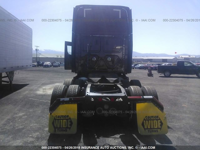 1FUJGLDR3CSBE2613 - 2012 FREIGHTLINER CASCADIA 125  MAROON photo 8