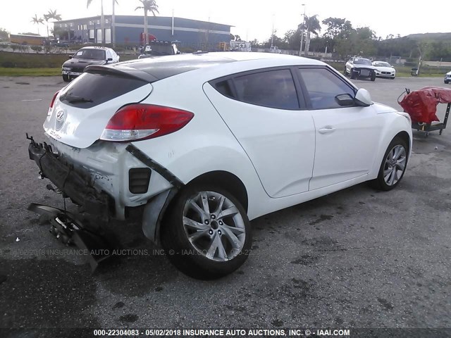 KMHTC6AD5GU269487 - 2016 HYUNDAI VELOSTER WHITE photo 4