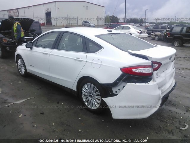 3FA6P0UU1FR166786 - 2015 FORD FUSION S HYBRID WHITE photo 3