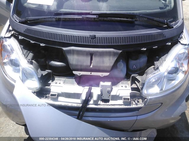 WMEEJ31XX9K252342 - 2009 SMART FORTWO PURE/PASSION SILVER photo 10