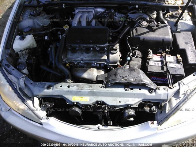 4T1BF32K32U020032 - 2002 TOYOTA CAMRY LE/XLE/SE SILVER photo 10