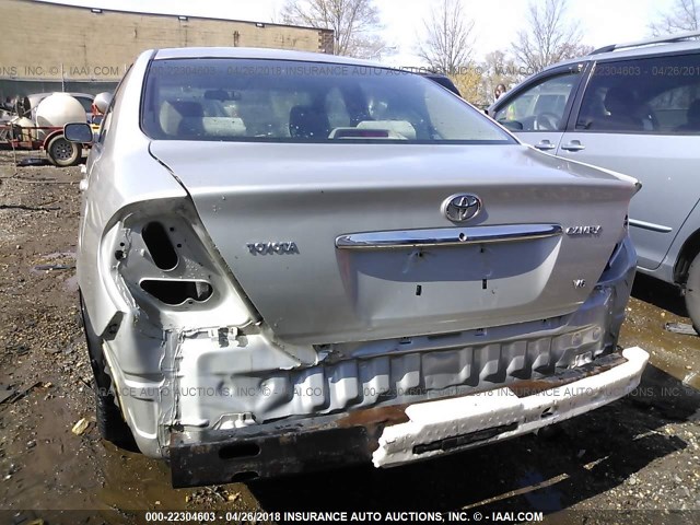 4T1BF32K32U020032 - 2002 TOYOTA CAMRY LE/XLE/SE SILVER photo 6