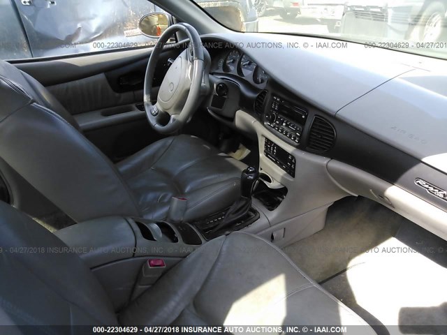 2G4WF551821112183 - 2002 BUICK REGAL GS BLACK photo 5