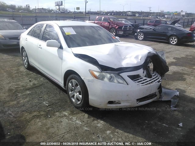 4T1BE46K48U790431 - 2008 TOYOTA CAMRY CE/LE/XLE/SE WHITE photo 1