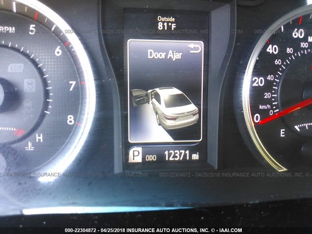 4T1BF1FK5HU781734 - 2017 TOYOTA CAMRY LE/XLE/SE/XSE GOLD photo 7