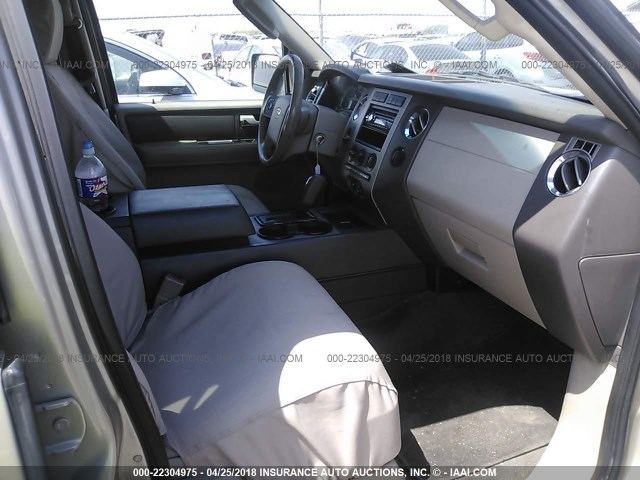 1FMFU15598LA02604 - 2008 FORD EXPEDITION XLT TAN photo 5