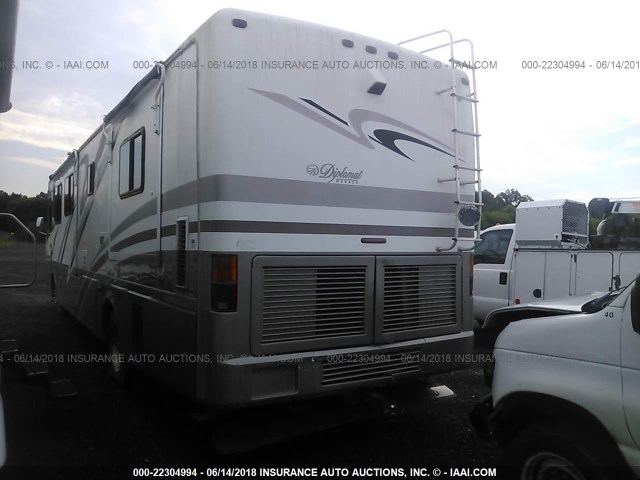 1RF12061022016018 - 2002 ROADMASTER RAIL MONOCOQUE TAN photo 3