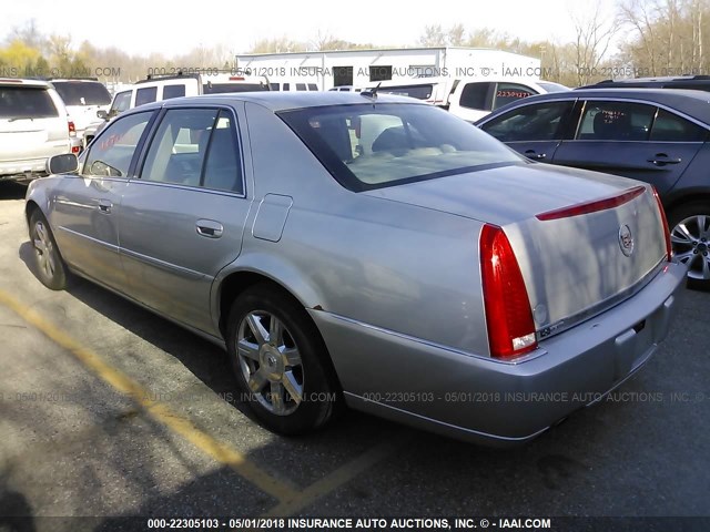 1G6KD57Y37U226450 - 2007 CADILLAC DTS SILVER photo 3