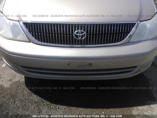 4T1BF28BX1U120905 - 2001 TOYOTA AVALON XL/XLS GOLD photo 6