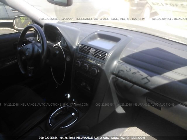 JTHBD192620060180 - 2002 LEXUS IS 300 SILVER photo 5