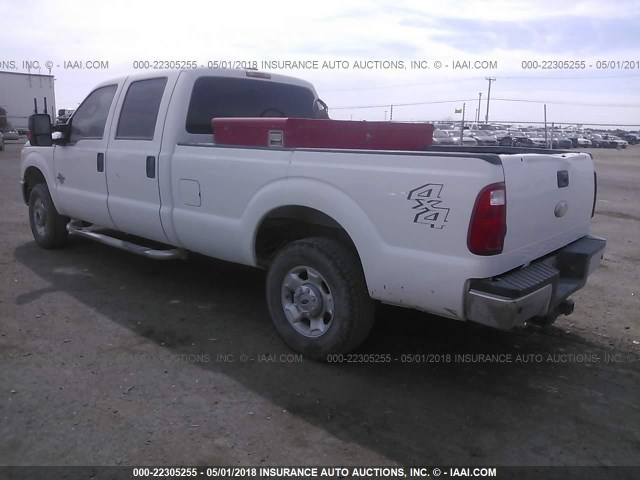 1FT7W2BT3BED06664 - 2011 FORD F250 SUPER DUTY WHITE photo 3