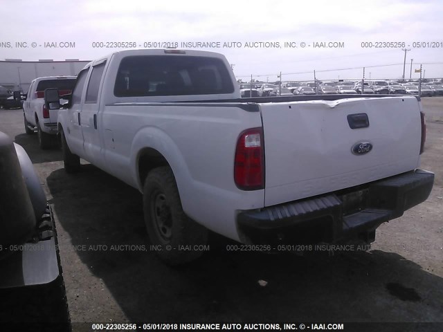 1FT7W2ATXBED06646 - 2011 FORD F250 SUPER DUTY WHITE photo 3