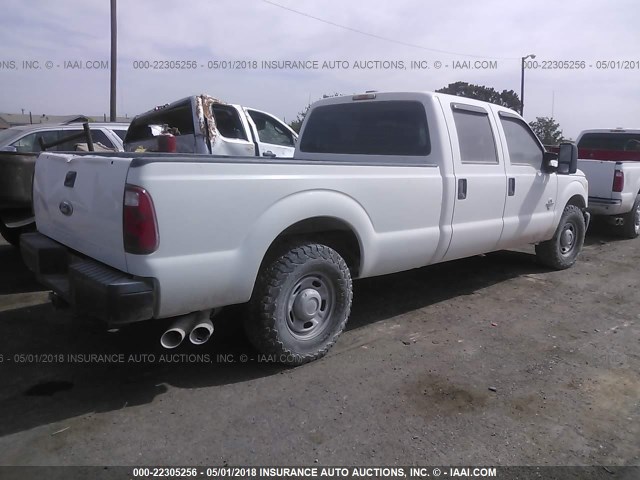 1FT7W2ATXBED06646 - 2011 FORD F250 SUPER DUTY WHITE photo 4