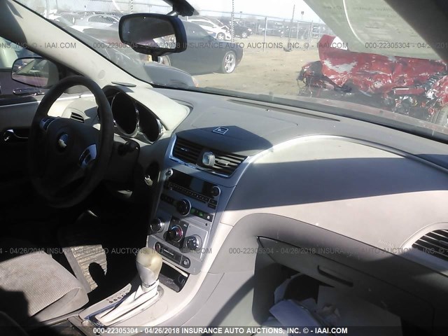 1G1ZB5EB7AF238640 - 2010 CHEVROLET MALIBU LS 灰色 照片 5