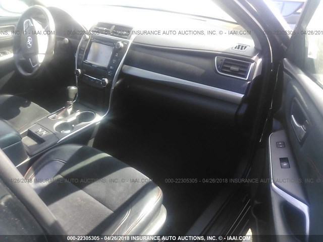4T1BF1FK9FU873197 - 2015 TOYOTA CAMRY LE/XLE/SE/XSE BLACK photo 5