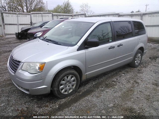 2A8HR44H98R620663 - 2008 CHRYSLER TOWN & COUNTRY LX GRAY photo 2