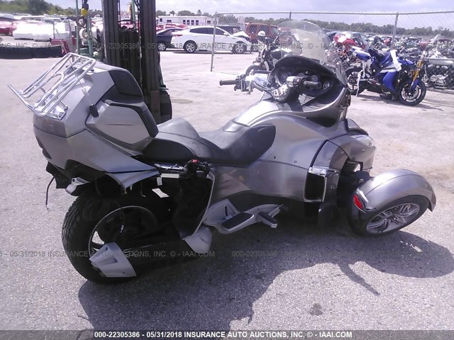 2BXJBWC12CV000220 - 2012 CAN-AM SPYDER ROADSTER RTS GRAY photo 4