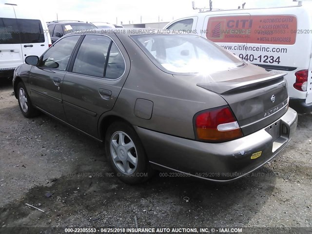 1N4DL01D0WC138127 - 1998 NISSAN ALTIMA XE/GXE/SE/GLE TAN photo 3