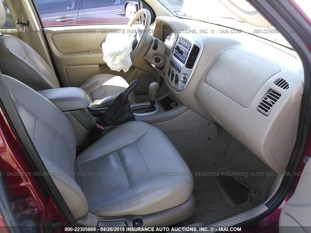 1FMCU04156KB78578 - 2006 FORD ESCAPE LIMITED RED photo 5