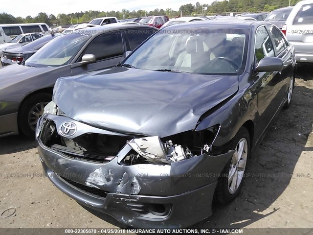 4T1BF3EK6BU669903 - 2011 TOYOTA CAMRY SE/LE/XLE GRAY photo 6