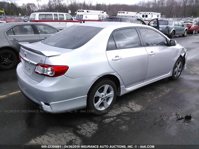 2T1BU4EE8DC953821 - 2013 TOYOTA COROLLA S/LE SILVER photo 4