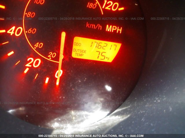 2T1KR32E03C110470 - 2003 TOYOTA COROLLA MATRIX XR BLACK photo 7