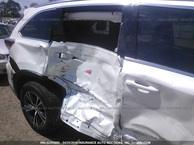5TDKKRFH3GS174060 - 2016 TOYOTA HIGHLANDER XLE თეთრი ფოტო 6