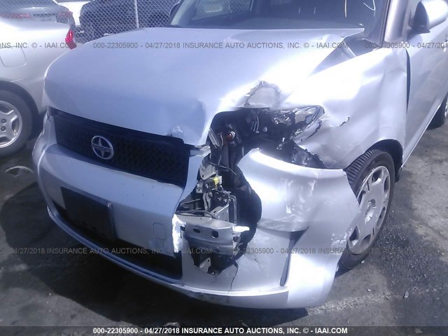 JTLZE4FE7A1100681 - 2010 TOYOTA SCION XB SILVER photo 6