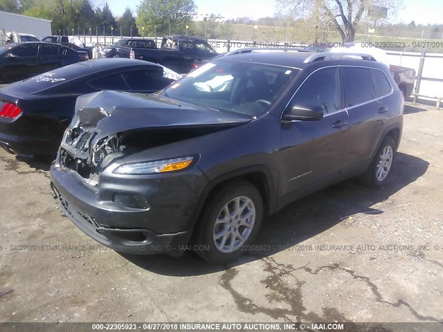 1C4PJLCB8HD232439 - 2017 JEEP CHEROKEE LATITUDE GRAY photo 2