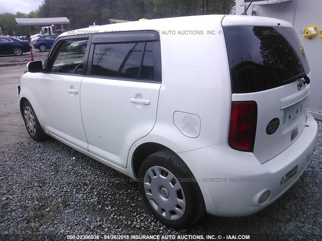JTLKE50E481048310 - 2008 TOYOTA SCION XB WHITE photo 3