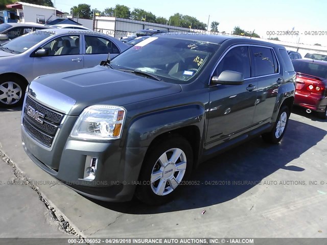 2GKALMEK3D6269110 - 2013 GMC TERRAIN SLE GRAY photo 2