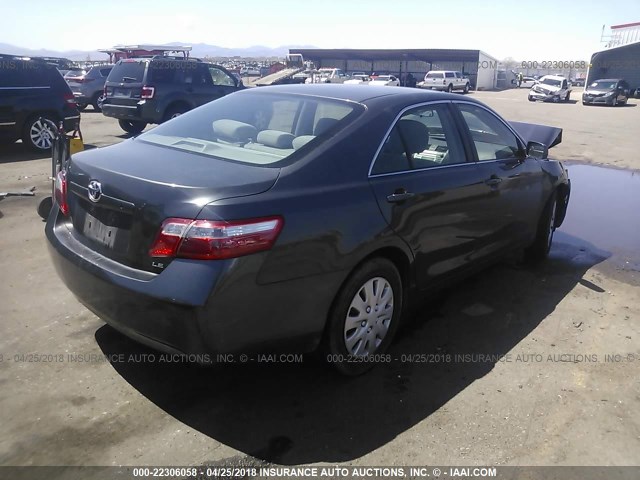 4T4BE46K98R042764 - 2008 TOYOTA CAMRY CE/LE/XLE/SE GRAY photo 4