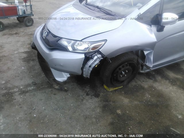 3HGGK5H55HM713184 - 2017 HONDA FIT LX SILVER photo 6