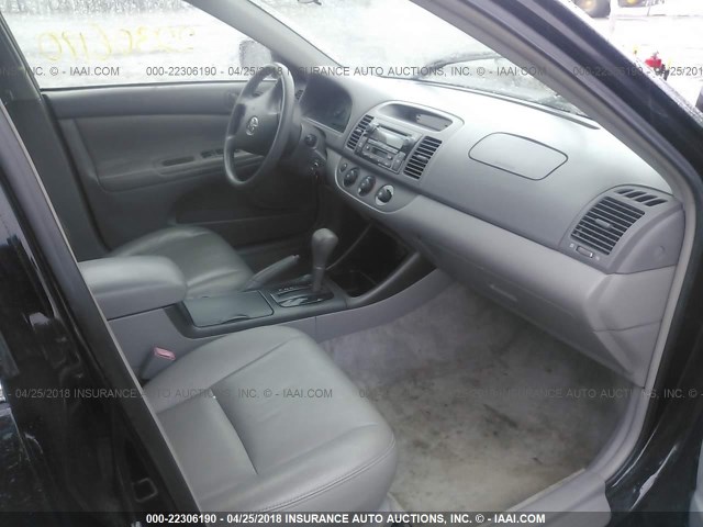 4T1BE32K23U190600 - 2003 TOYOTA CAMRY LE/XLE/SE Qara foto 5