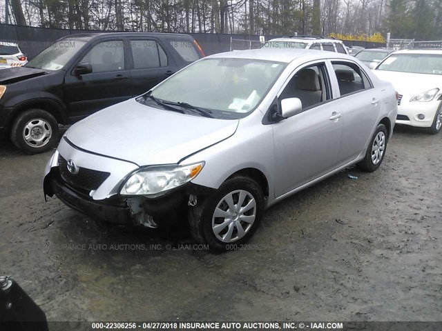 2T1BU4EE1AC249570 - 2010 TOYOTA COROLLA S/LE/XLE SILVER photo 2