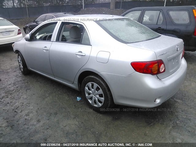 2T1BU4EE1AC249570 - 2010 TOYOTA COROLLA S/LE/XLE SILVER photo 3