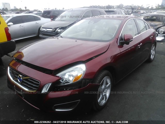 YV1622FS3C2054680 - 2012 VOLVO S60 T5 BURGUNDY photo 2