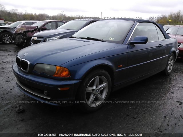 WBABS33493PG91110 - 2003 BMW 325 CI BLUE photo 2