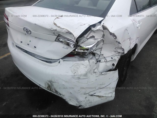 4T4BF1FK8CR264989 - 2012 TOYOTA CAMRY SE/LE/XLE 白色 照片 6