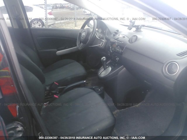 JM1DE1KY4E0177864 - 2014 MAZDA MAZDA2 SPORT BLACK photo 5