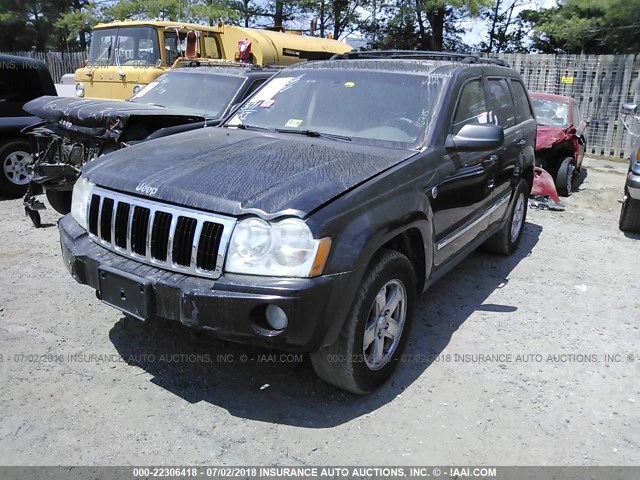 1J8HR58245C616715 - 2005 JEEP GRAND CHEROKEE LIMITED BLACK photo 2