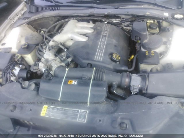 1LNHM86S52Y636816 - 2002 LINCOLN LS 香槟色 照片 10