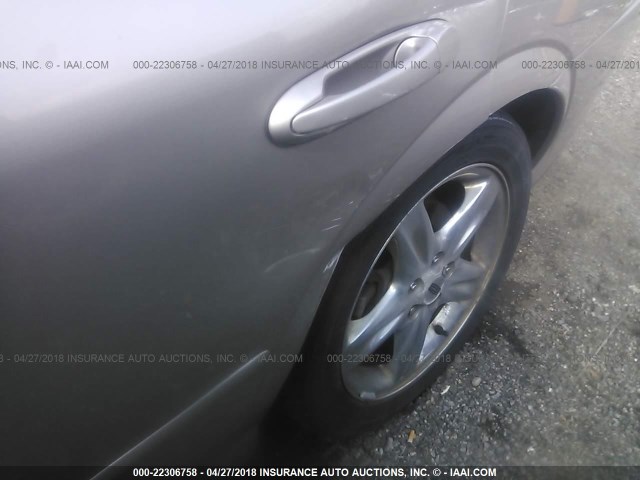 1LNHM86S52Y636816 - 2002 LINCOLN LS 香槟色 照片 6