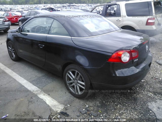 WVWFA71F18V050861 - 2008 VOLKSWAGEN EOS LUX BLACK photo 3