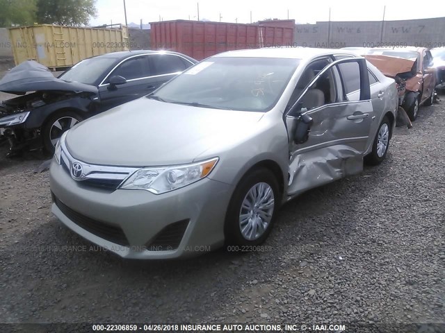 4T4BF1FK5ER383683 - 2014 TOYOTA CAMRY L/SE/LE/XLE 棕色 照片 2