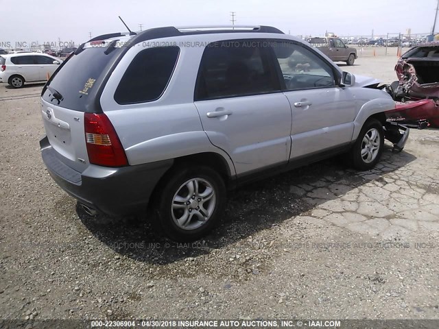 KNDJF723X77307079 - 2007 KIA SPORTAGE EX/LX SILVER photo 4